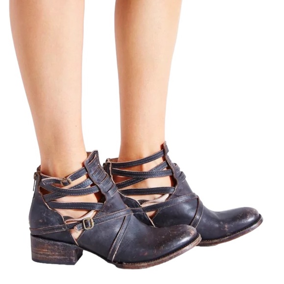 SOLD Freebird Stair Distressed Leather Ankle Booties - Picture 2 of 9
